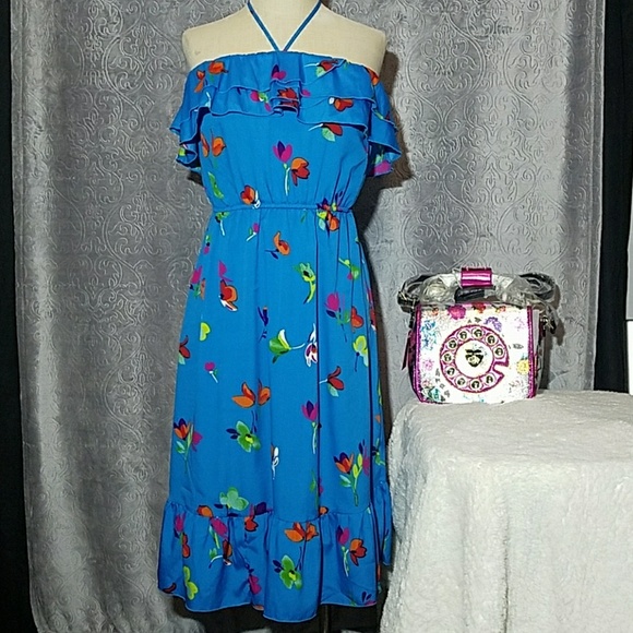 Old Navy Dresses & Skirts - ON floral halter dress medium E524